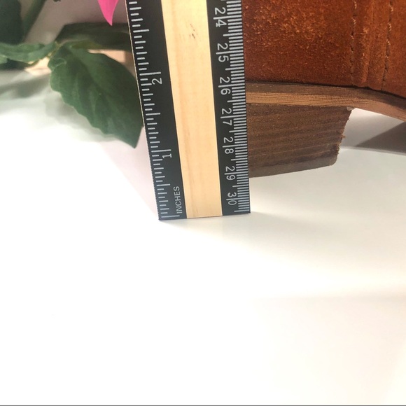 BCBG Suede Boot Rust color size 7.5 B - Picture 13 of 16